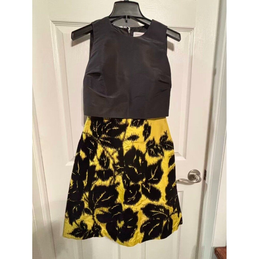 $3,490 Carolina Herrera Sleeveless Tromp L'oeil Dress Size: 4 YELLOW BLACK - Picture 7 of 11
